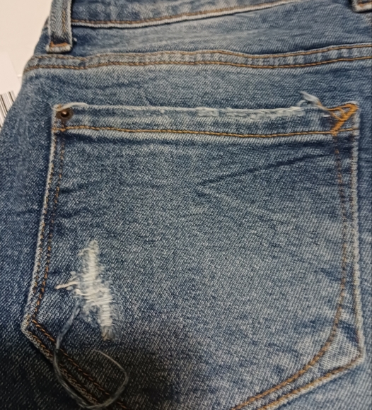 KENSIE HIGH-RISE JEAN SHORTS.CAN'T SAY ENOUGH COMFORT,STYLE&FIT GREAT.NEW W/TAGS - Picture 7 of 9